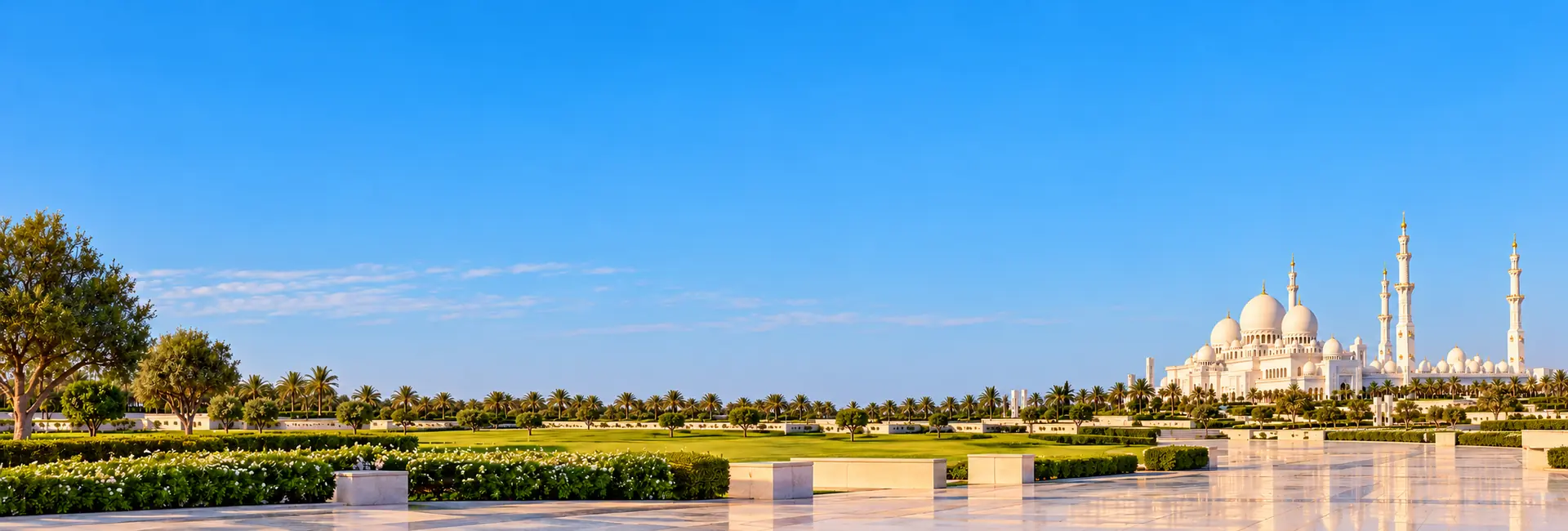 Abu Dhabi City Tour from Dubai with Grand Mosque and Corniche